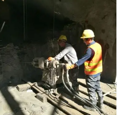 涧西水下抗分散灌浆料特点 水下不分散注浆料介绍